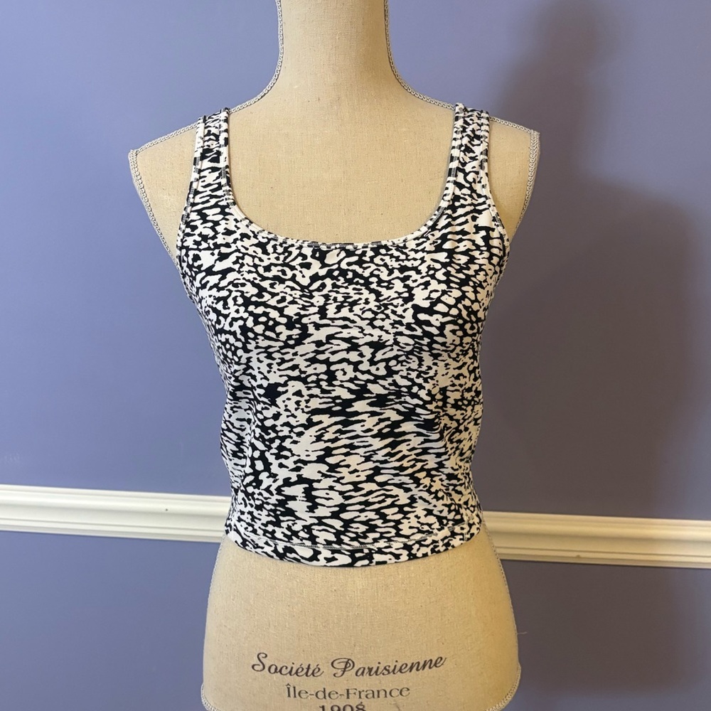 Athleta Black and White Patterned Tank Top